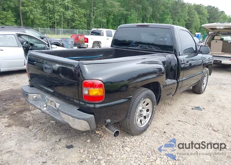 2000 Chevrolet Silverado 1500 z USA, uszkodzony, nr VIN 1GCEC14W7YZ355885